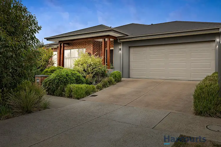 Main view of Homely house listing, 39 Scarlet Drive, Lake Gardens VIC 3355