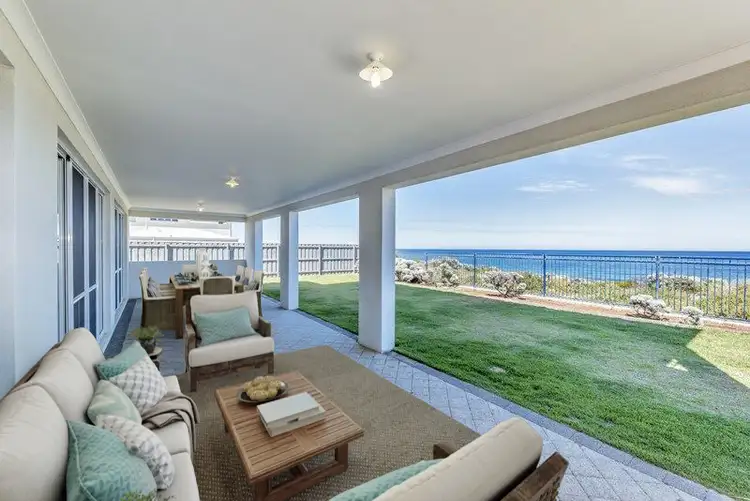 Fifth view of Homely house listing, 19 Shonae Pass, Halls Head WA 6210