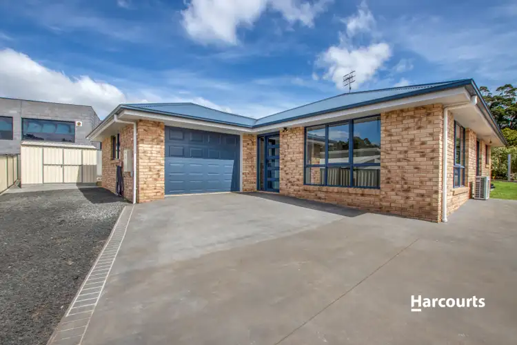 1/3 Emmett Street