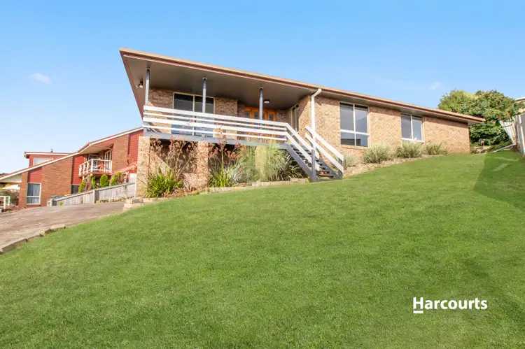 42 Sassafras Crescent