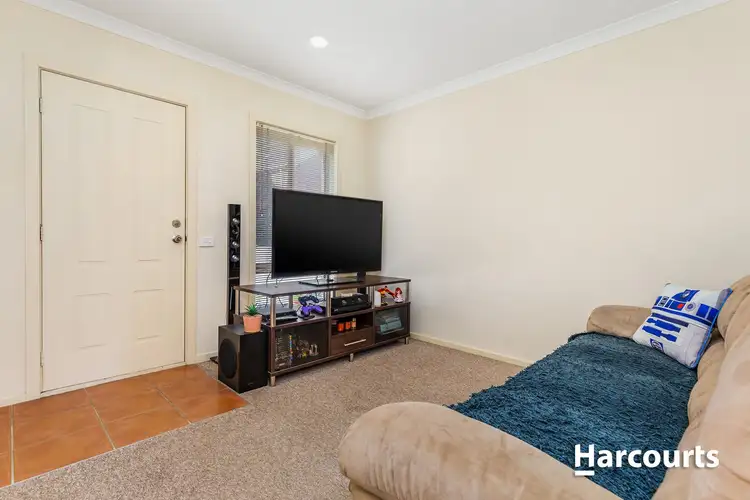 Second view of Homely house listing, 7/2-6 Jerilderie Drive, Berwick VIC 3806