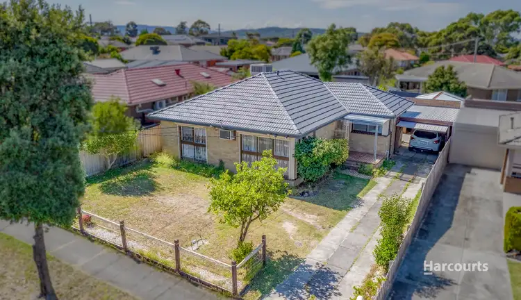 11 Shalimar Crescent, Dandenong North VIC 3175