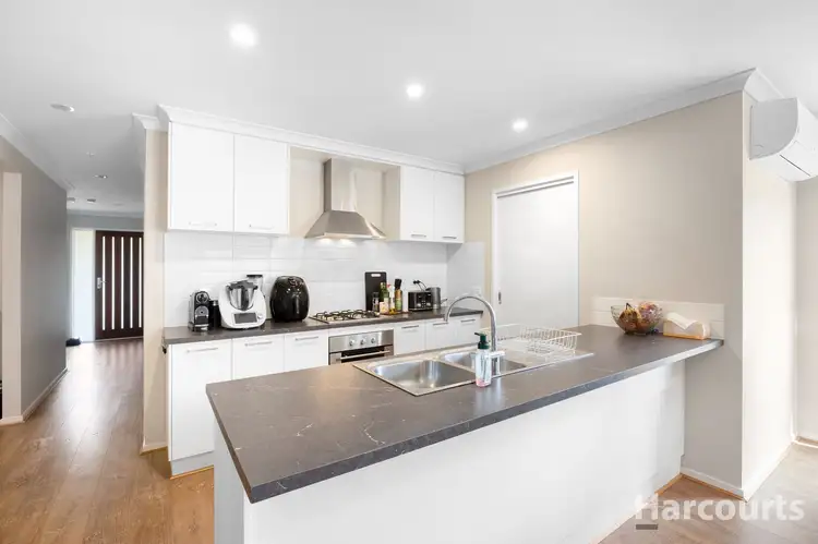 Second view of Homely house listing, 32 Limestone Court, Warragul VIC 3820