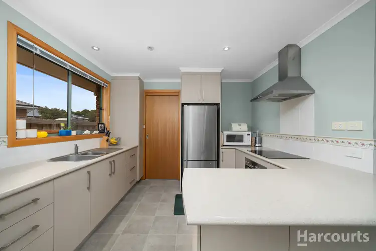 11 Parsonage Place, Rokeby TAS 7019