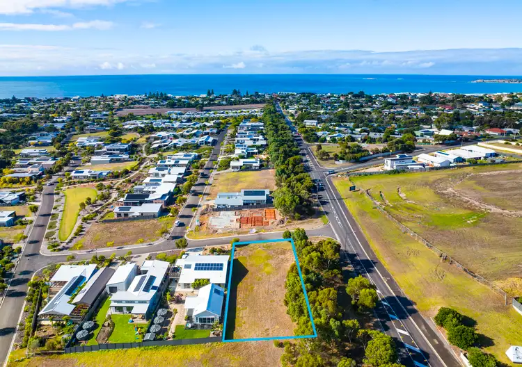 1 Firetail Road, Chiton SA 5211