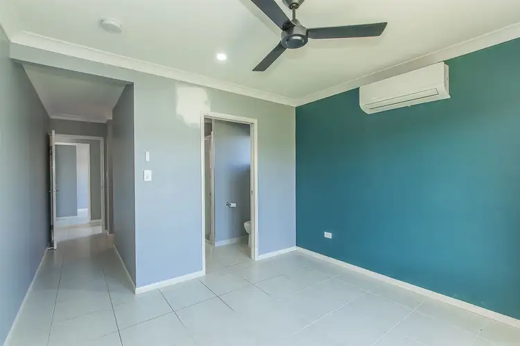 Fourth view of Homely house listing, 7 Epping Way, Mount Low QLD 4818