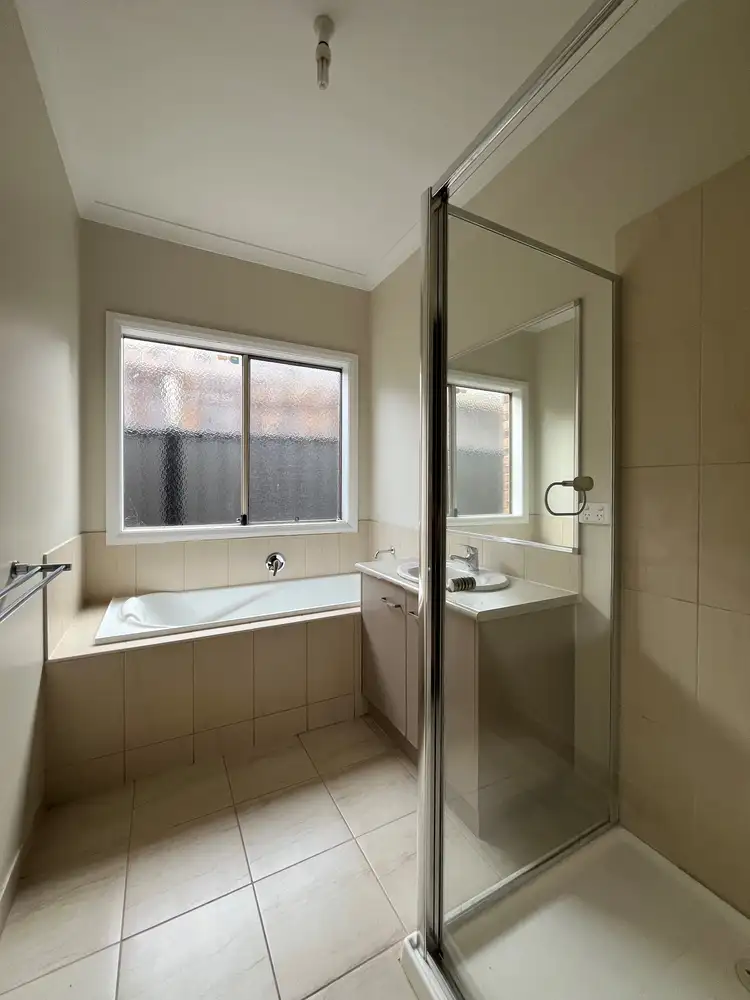 Fifth view of Homely house listing, 46 Ardsley Circuit, Craigieburn VIC 3064