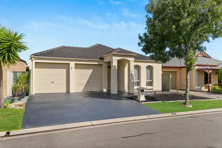 18 Newland Way, Mawson Lakes SA 5095