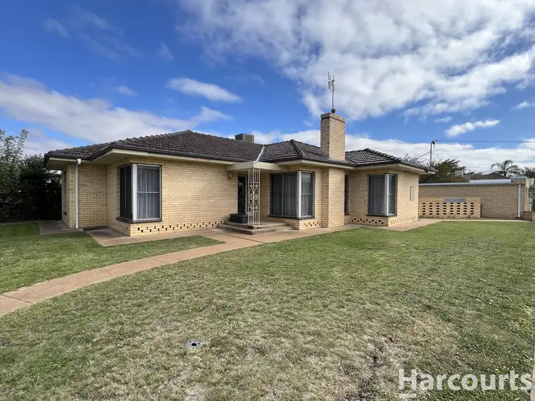 24 Johnson Street, Horsham VIC 3400