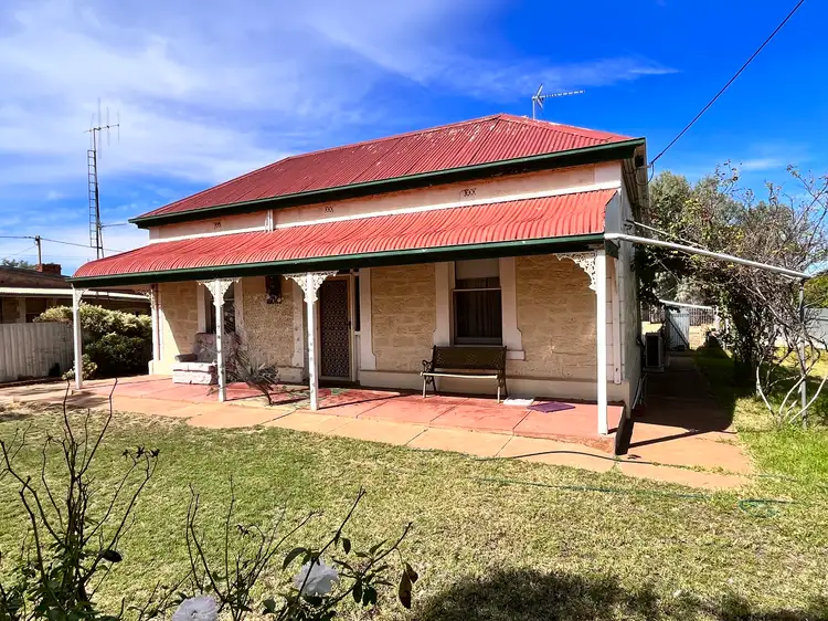 22 Victoria Street, Peterborough SA 5422