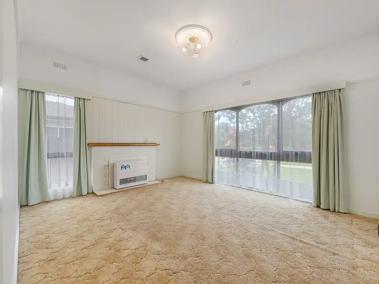 Fifth view of Homely house listing, 7 Silverwood Grove, Wangaratta VIC 3677
