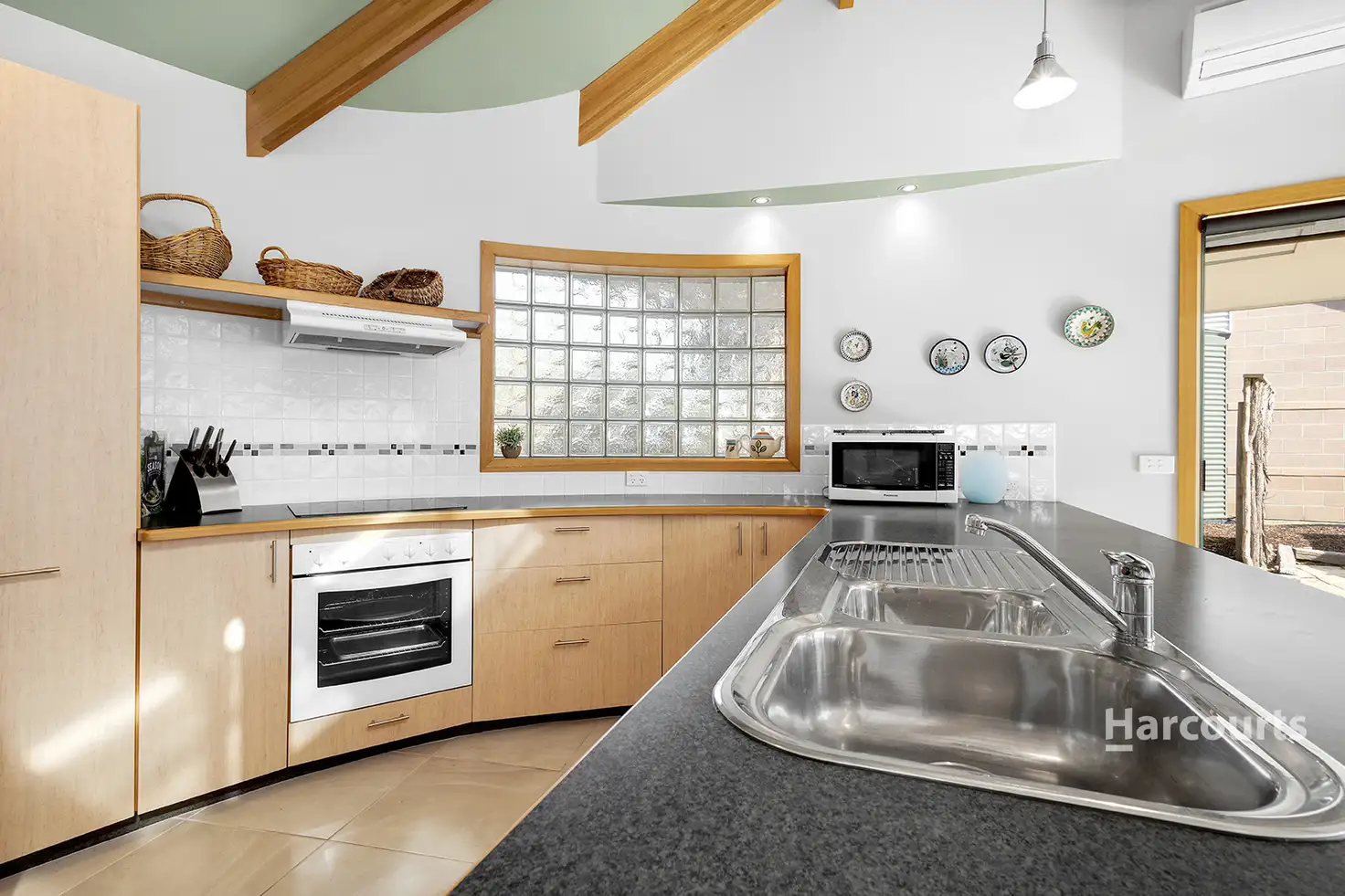 Main view of Homely unit listing, 2/4 Alexander Street, Shearwater TAS 7307