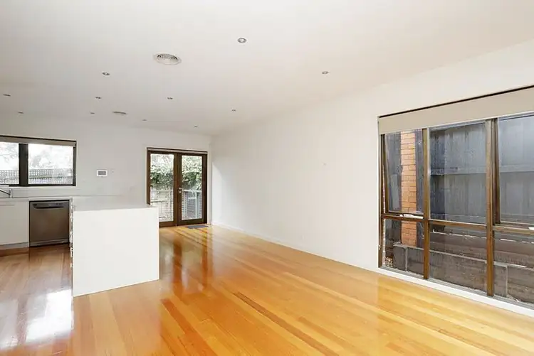 Fifth view of Homely townhouse listing, 2/23 Lynden Grove, Mount Waverley VIC 3149