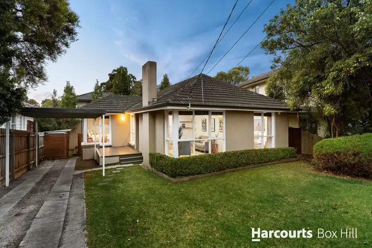 11 Mingeta Avenue, Blackburn South VIC 3130