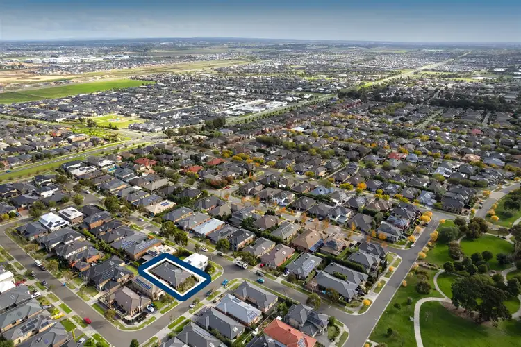 Third view of Homely house listing, 4 Gooseberry Mews, Berwick VIC 3806