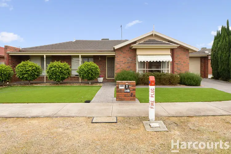 2/146 Barnes Boulevard, Horsham VIC 3400