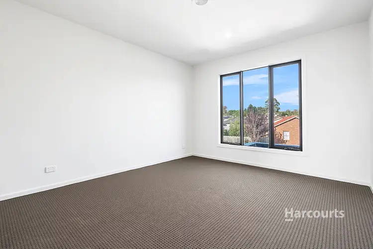 Sixth view of Homely house listing, 2/32 Lacebark Street, Doveton VIC 3177