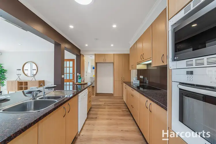 Fourth view of Homely house listing, 6 Snowden Place, Vermont VIC 3133