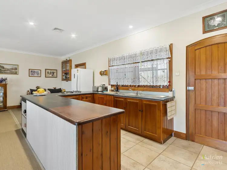 Fifth view of Homely house listing, 2 Falie Court, Port Rickaby SA 5575