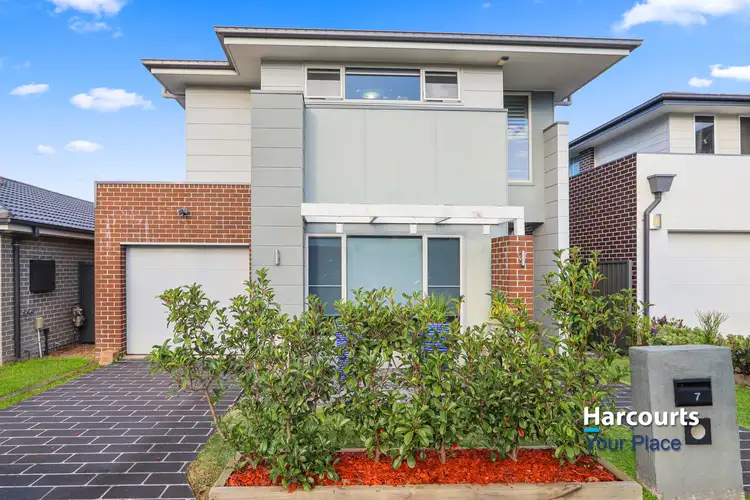 7 Mason Way, Jordan Springs NSW 2747