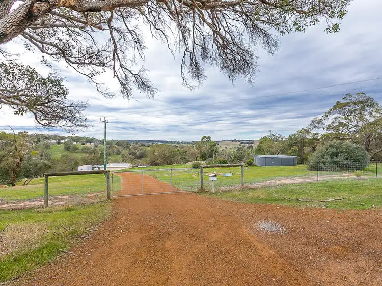 167 Clarkson Road, Bullsbrook WA 6084
