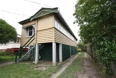Second view of Homely house listing, 76 Park Road, Wooloowin QLD