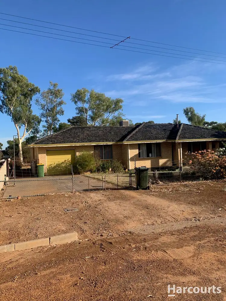 1 Gruis Street, Southern Cross WA 6426