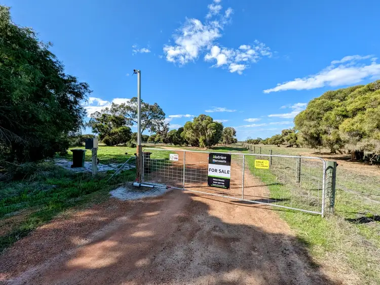 Third view of Homely rural property listing, 427 Coonabidgee Road, Coonabidgee WA 6503