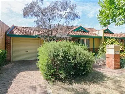 4 Crab Tree Mews, O'connor WA 6163
