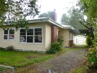 19 Railway Reserve, Queenstown TAS