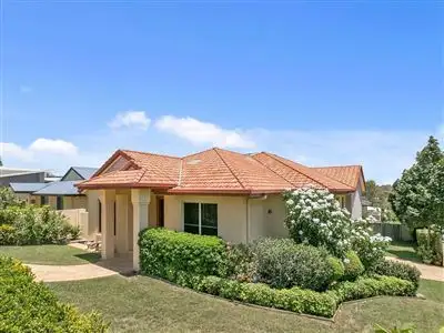 14 Clarance Street, Wakerley QLD 4154