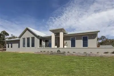 115 Picnic Road, Ararat VIC 3377