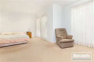 Fourth view of Homely house listing, 6 Ambrose Court, Berwick VIC 3806