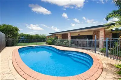 7 Fennessy Close, Wakerley QLD 4154