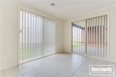 Sixth view of Homely house listing, 5 St Mellion Court, Cranbourne VIC