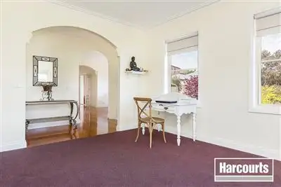 Seventh view of Homely house listing, 1 Temora Rise, Berwick VIC 3806