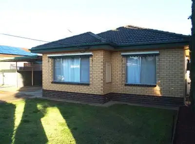 Second view of Homely house listing, 4 Doyle Street, Wangaratta VIC 3677