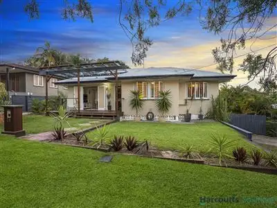 28 Heilbromm Street, Stafford Heights QLD 4053