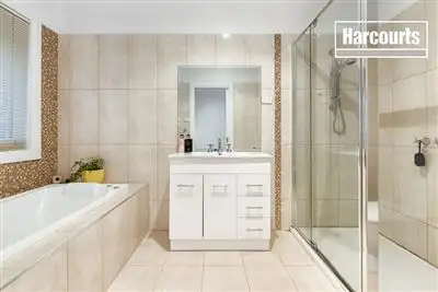 Fourth view of Homely house listing, 8 Mitch Court, Somerville VIC 3912