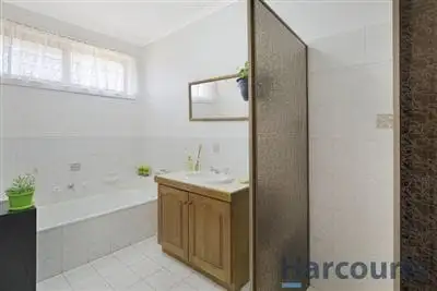 Fifth view of Homely townhouse listing, 2/7 Tindale Court, Attwood VIC 3049
