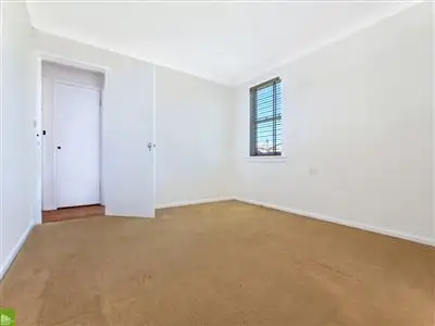 Sixth view of Homely house listing, 33 Eleebana Crescent, Koonawarra NSW 2530