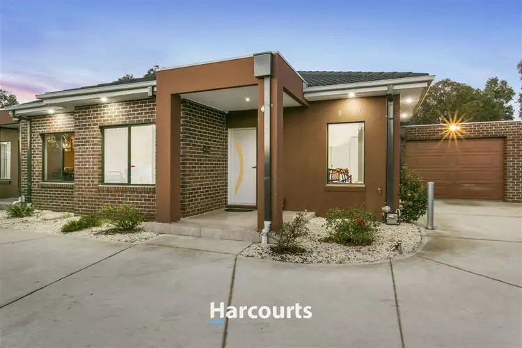 Main view of Homely house listing, 2/11 Wills Court, Cranbourne North VIC 3977