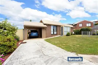 Main view of Homely villa listing, 2/5 Gray Street, Upper Burnie TAS 7320