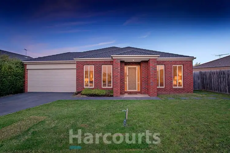 15 Lorikeet Court, Pakenham VIC 3810