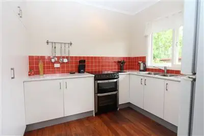 1654 Creek Road, Carina QLD 4152