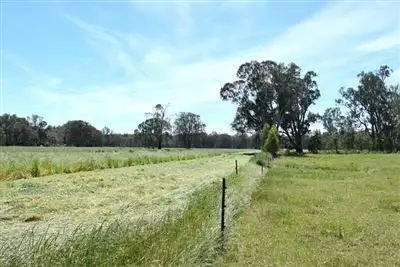 Main view of Homely rural property listing, 572 Oxley Meadow Creek Rd, Oxley VIC 3678