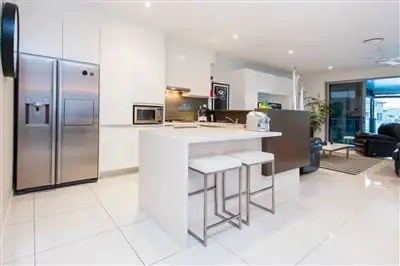 Sixth view of Homely semi-detached listing, 2/37 Compass Drive, Biggera Waters QLD 4216