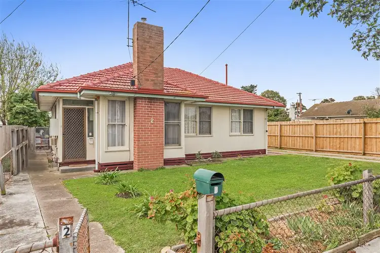 2 Swallow Crescent, Norlane VIC 3214