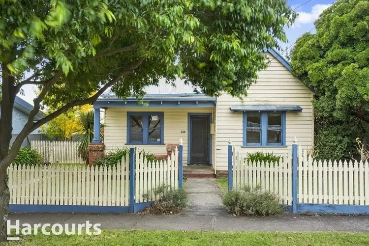 126 Burnbank Street, Lake Wendouree VIC 3350