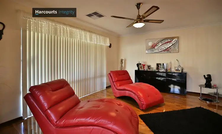 Seventh view of Homely house listing, 4 Hamlyn Glen, Kiara WA 6054